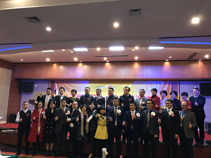 “?！睔鉀_天！2017年第九界深圳賽區(qū)十大牛商路演決賽